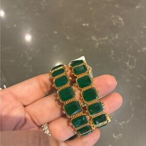 Elegant Emarld  and Gold Bracelet